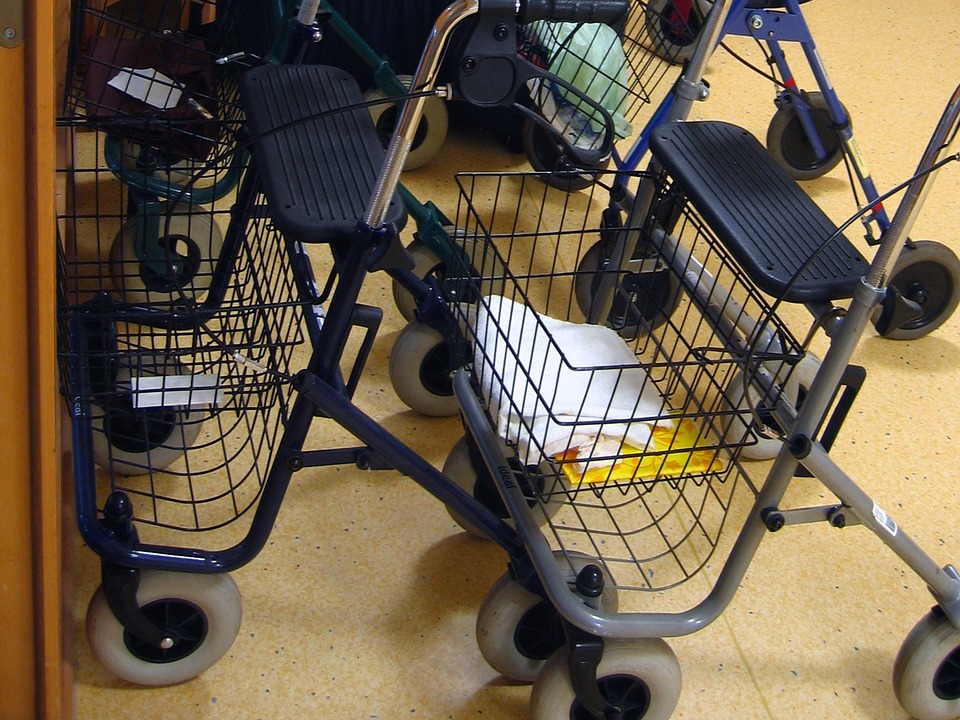 Rollators: When Should You Consider Using One?