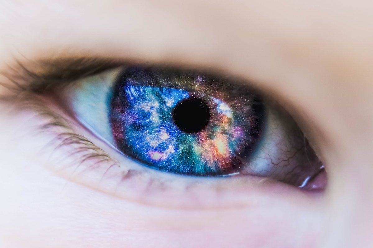 Are Colored Contact Lenses For Everyone?