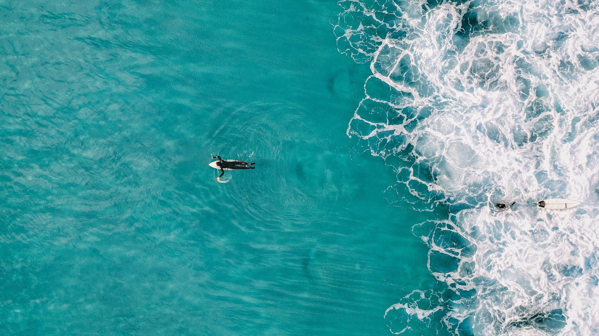 blue-4145659_1920