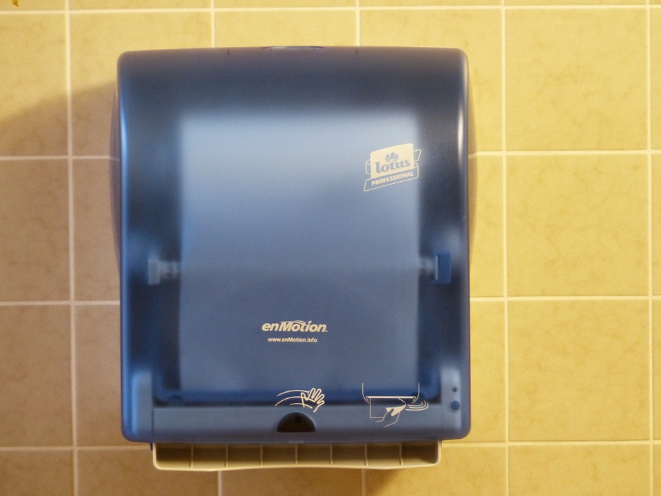 Factors To Consider When Choosing An Automatic Hand Drier