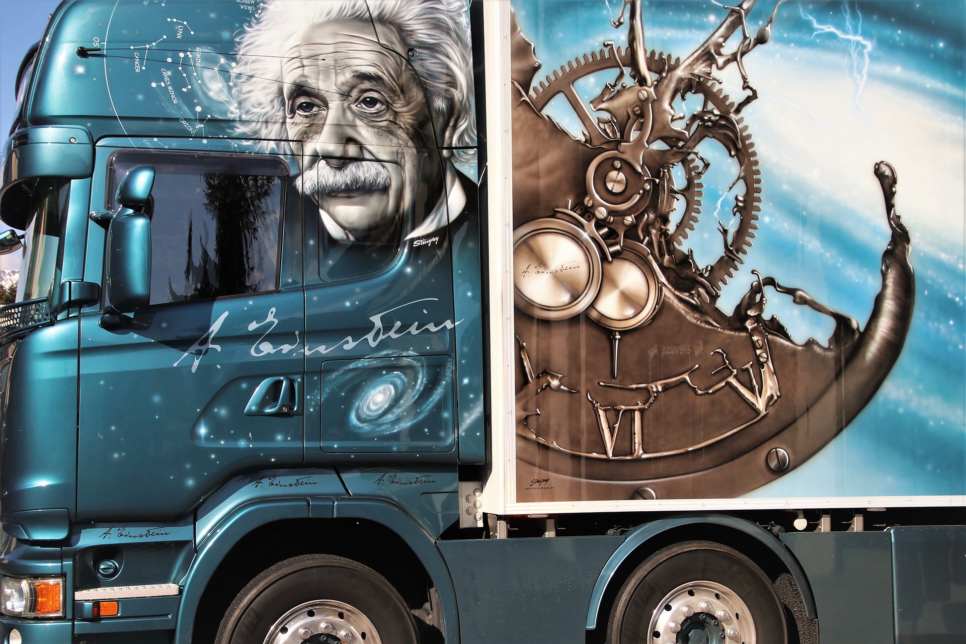 genius-4276759_1920