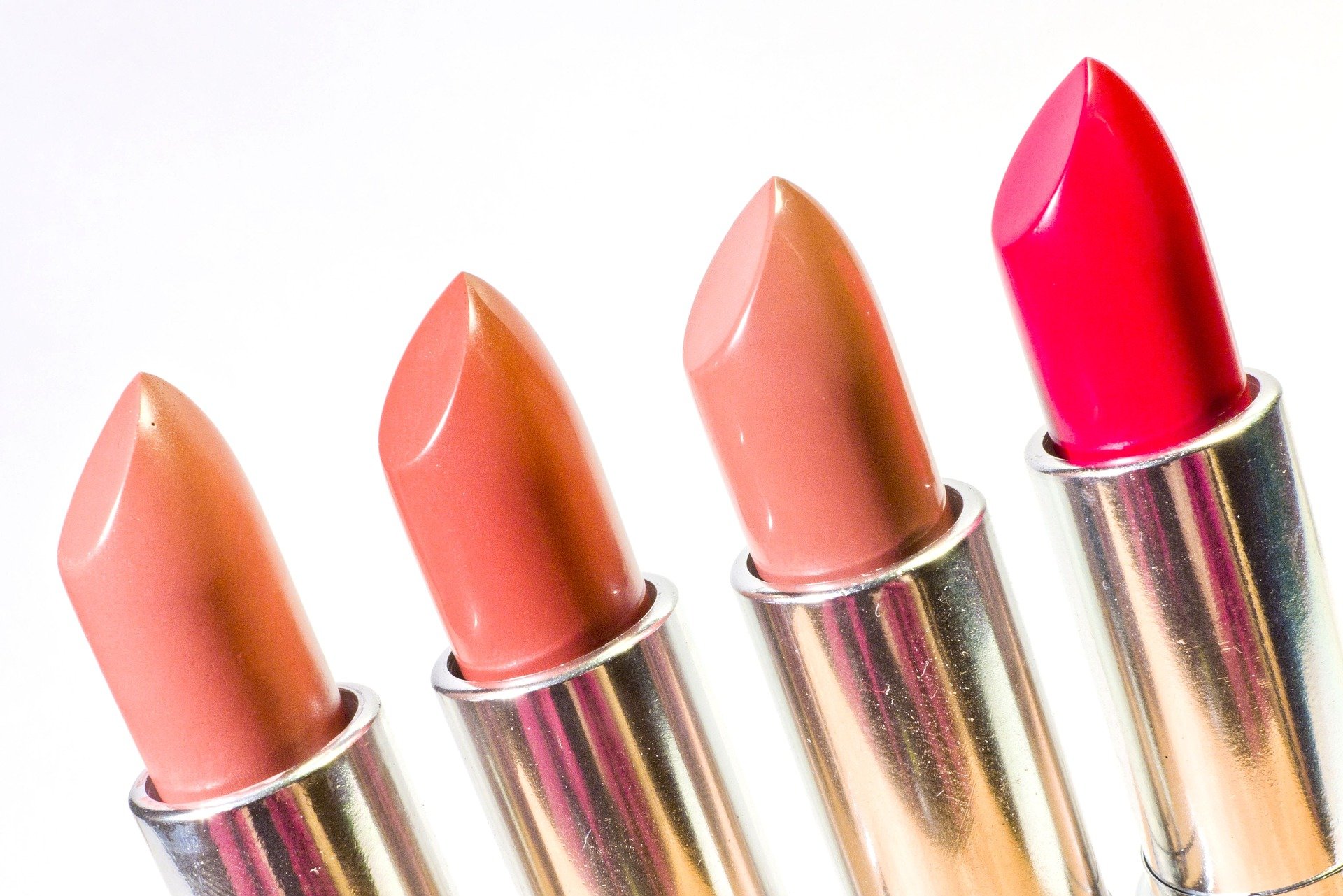 lipstick-1137536_1920
