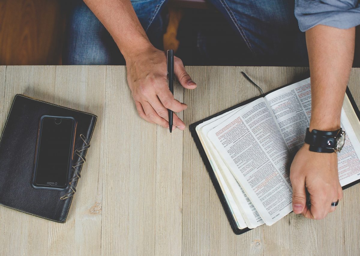 Reasons Why Your Church Should Use A Mobile App