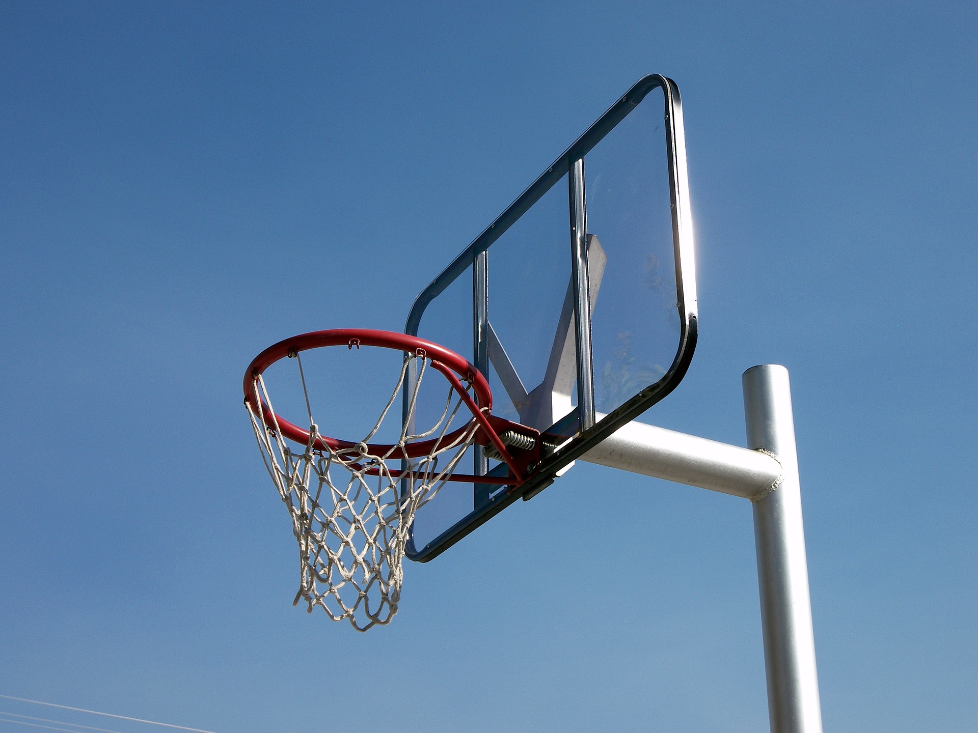 basketball-hoop-536992_1920