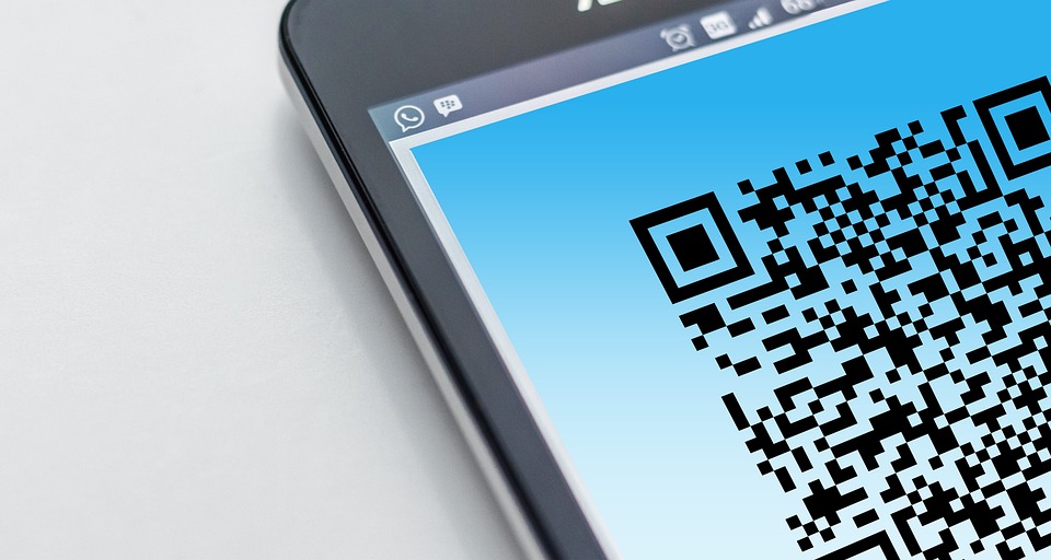 Why Use A Handheld QR Reader?