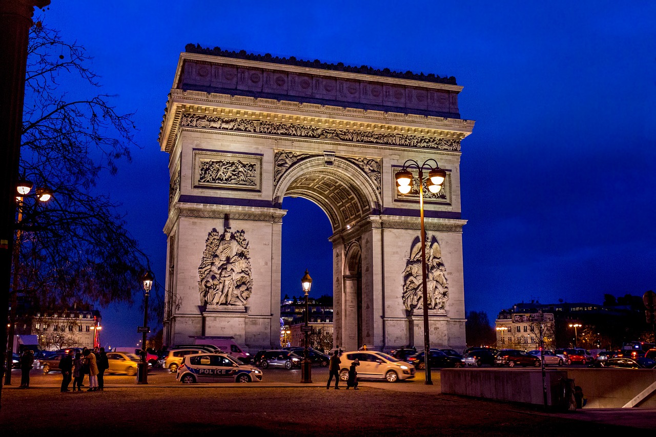Exploring Paris with a Personal Tour Guide