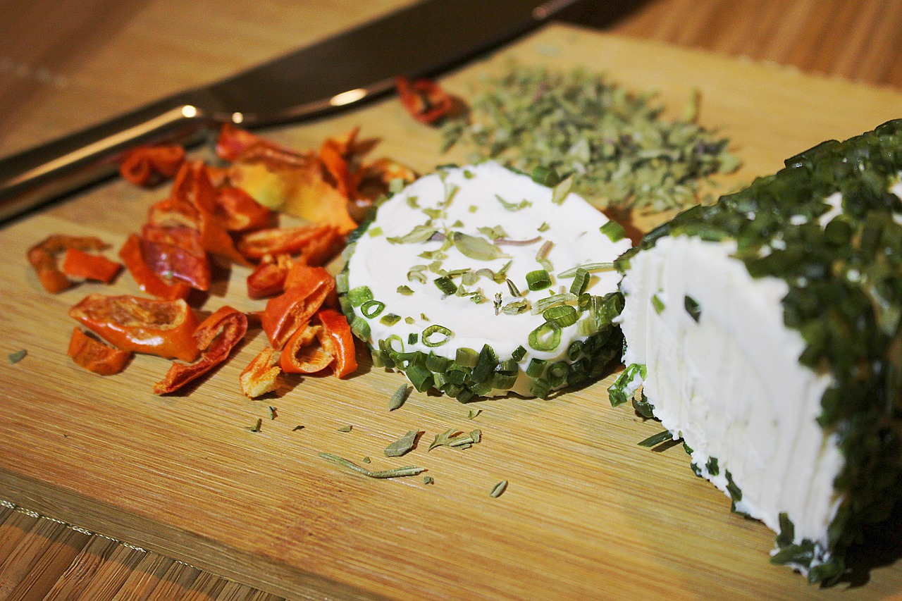 Delicious Garlic & Herb Cheese: A Tasty Addition to Your Meal