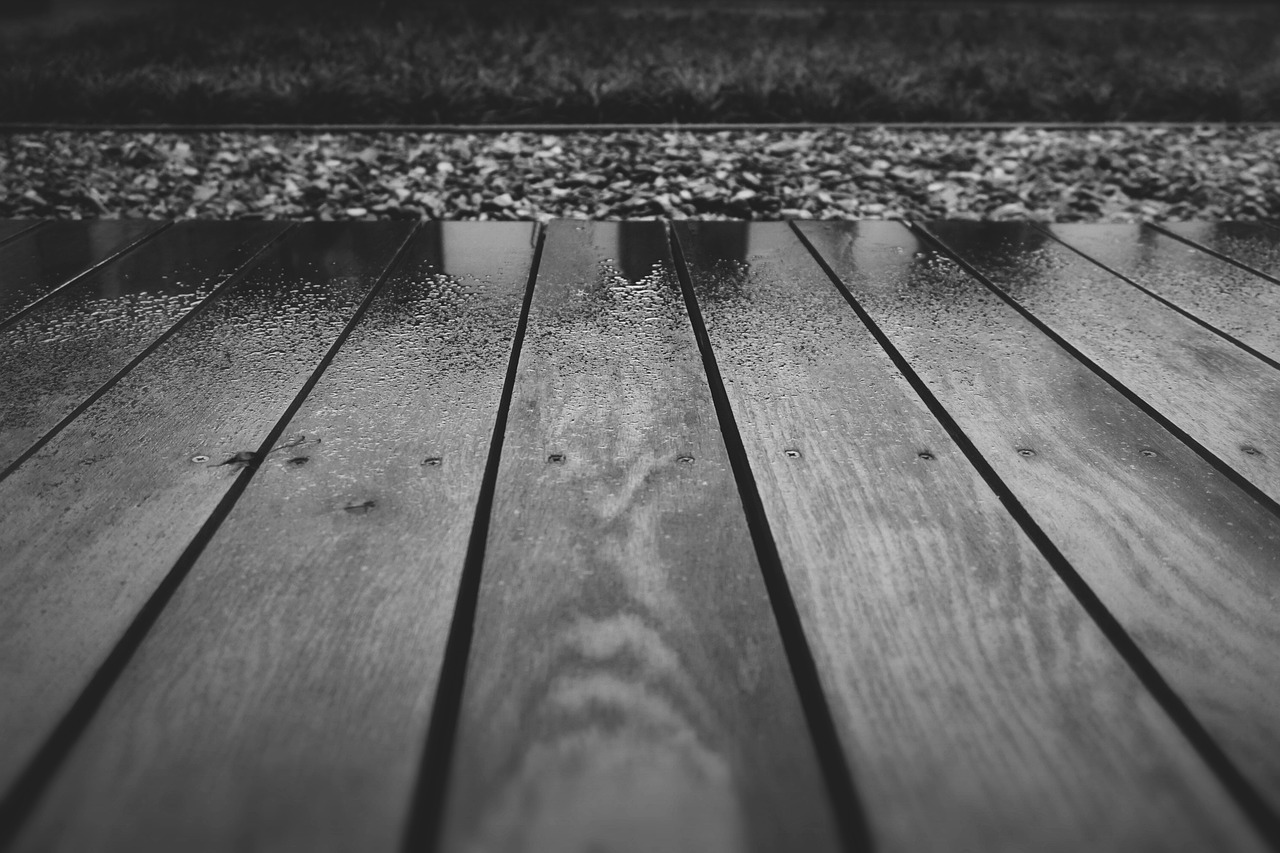 Protect Your Wood Deck with the Best Sealer