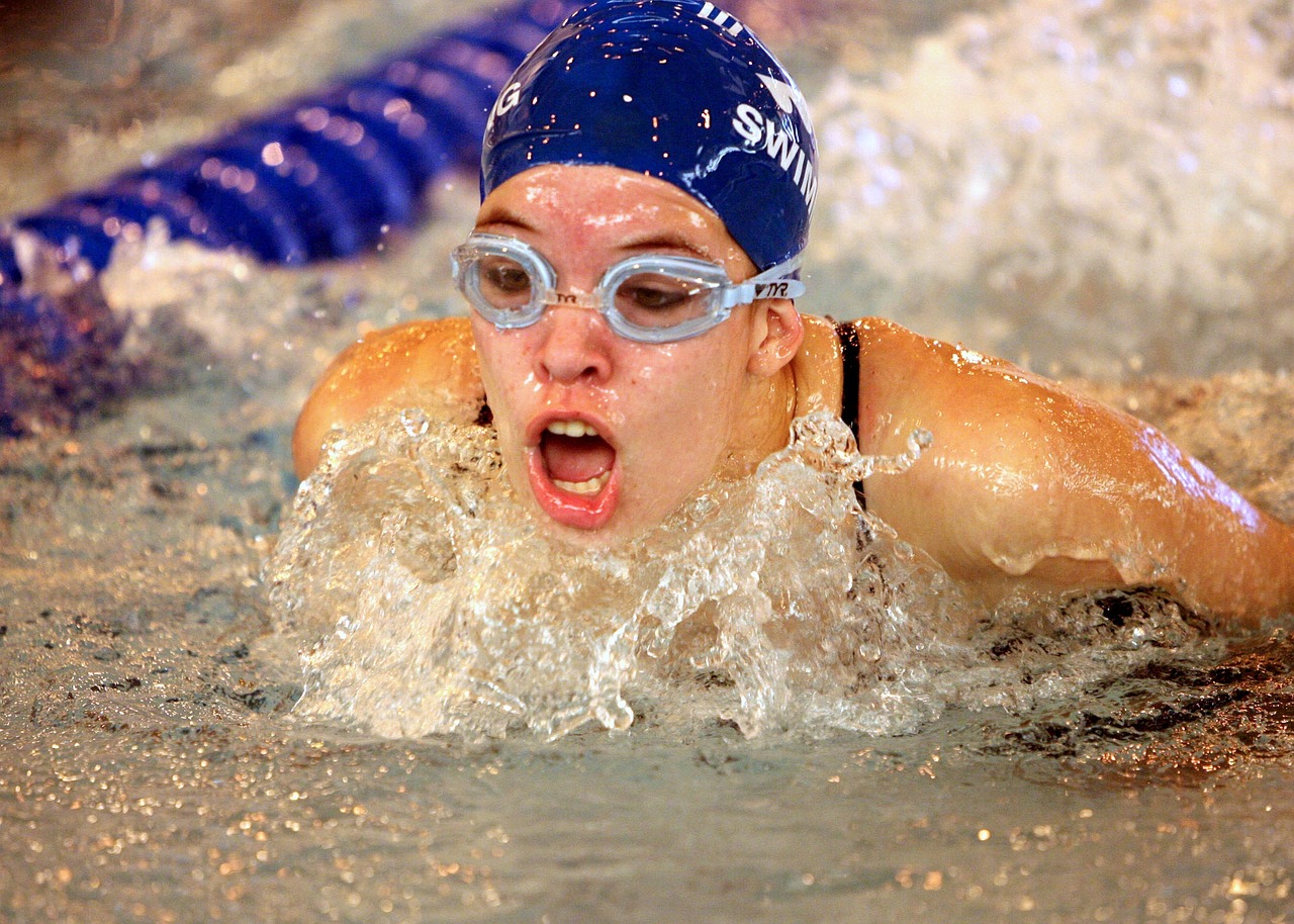 swimmer-1434868_1280