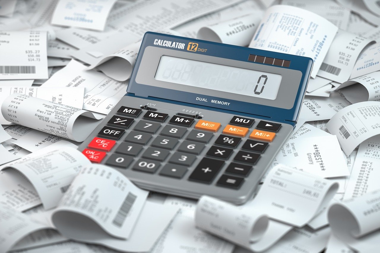 finance-8206242_1280 (1)