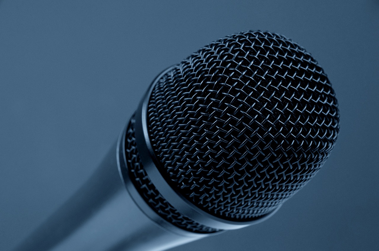 microphone-298587_1280