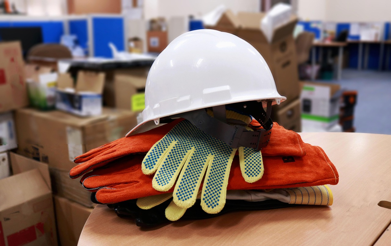 hard-hat-7273716_1280